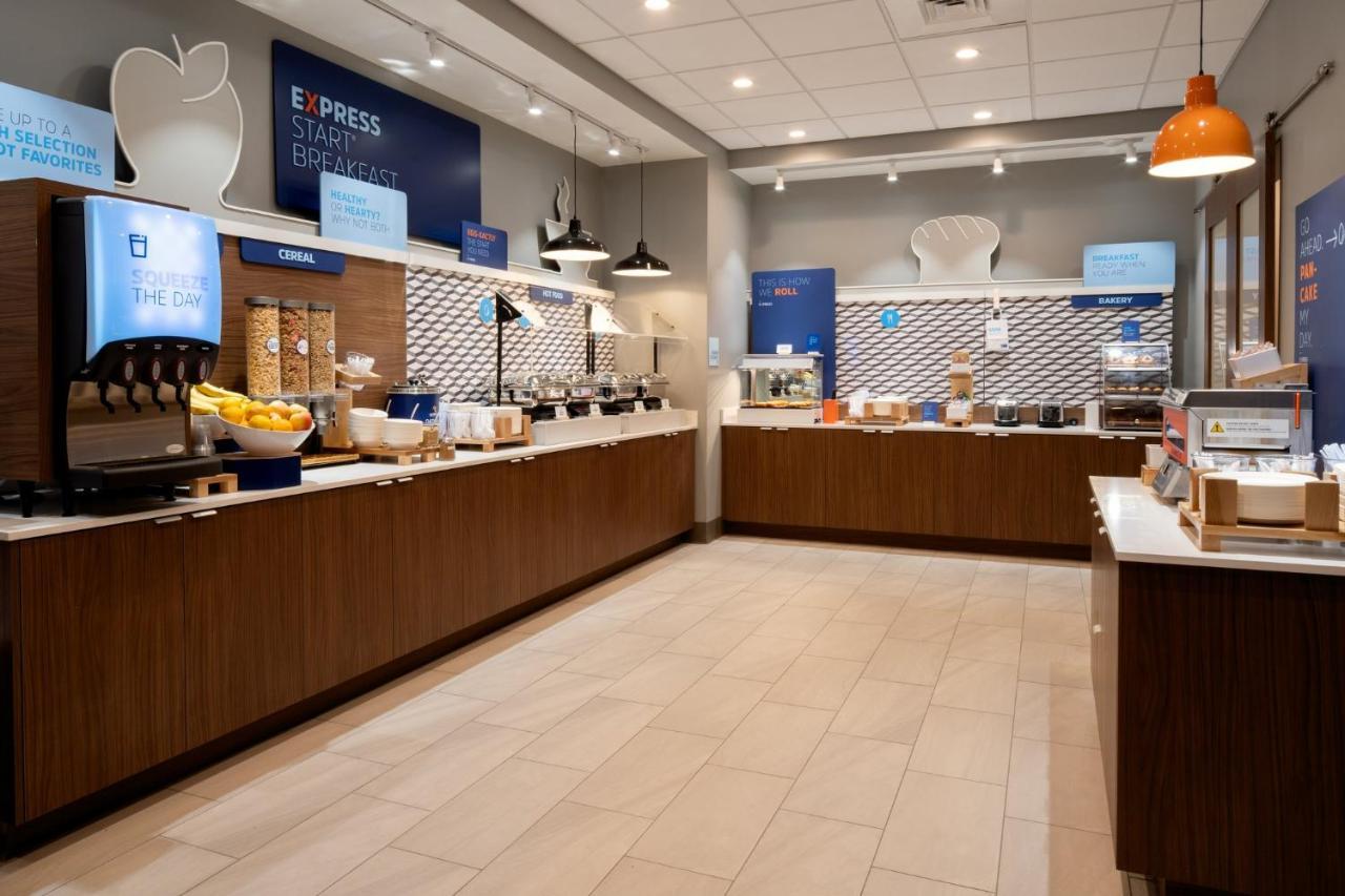 Holiday Inn Express & Suites - Hollister By Ihg 外观 照片