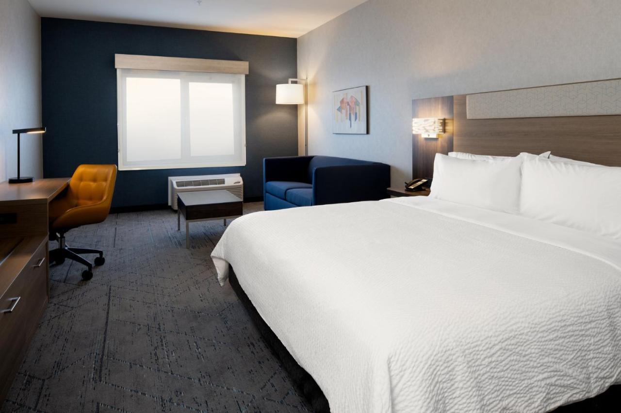 Holiday Inn Express & Suites - Hollister By Ihg 外观 照片