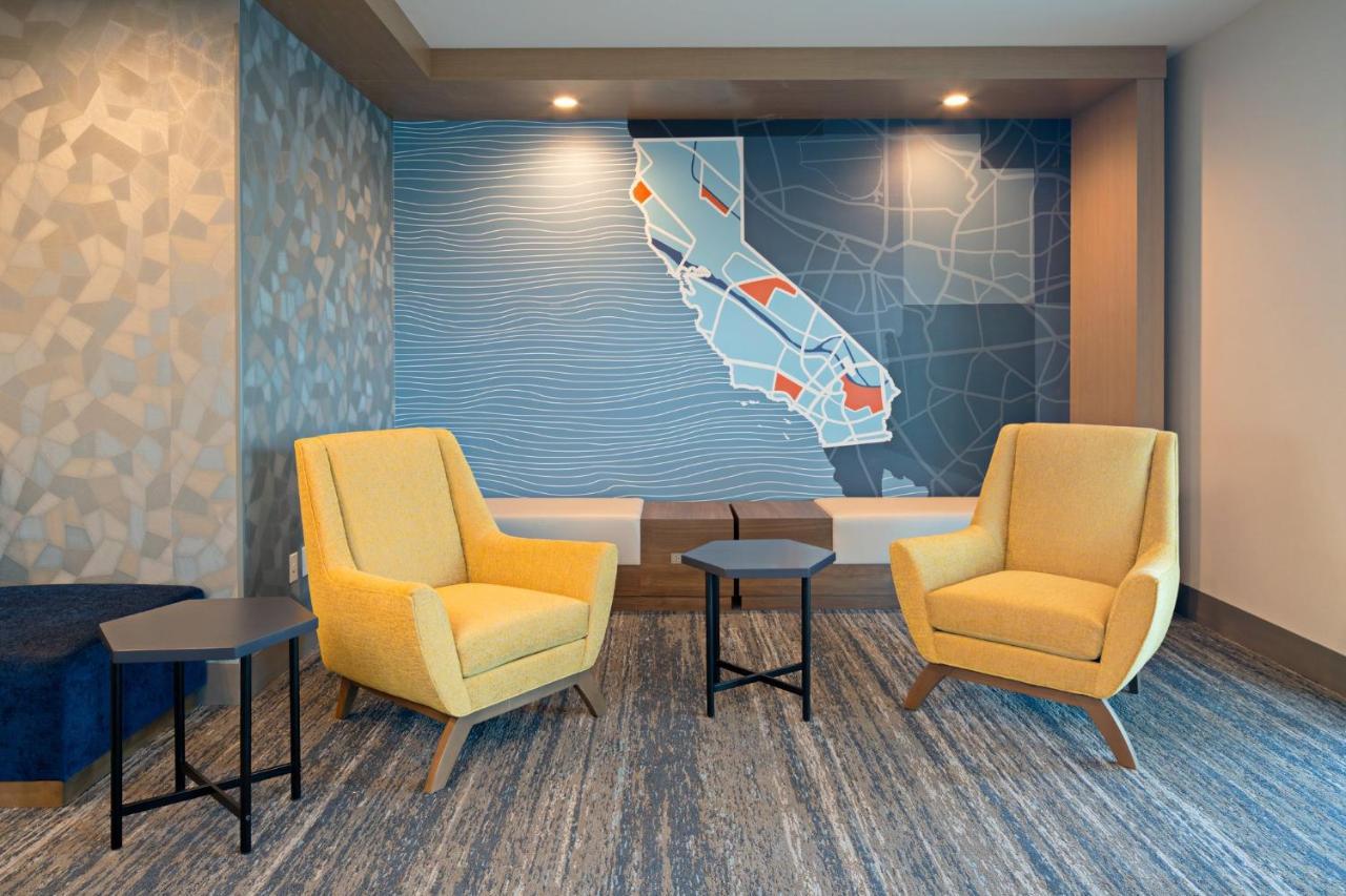 Holiday Inn Express & Suites - Hollister By Ihg 外观 照片