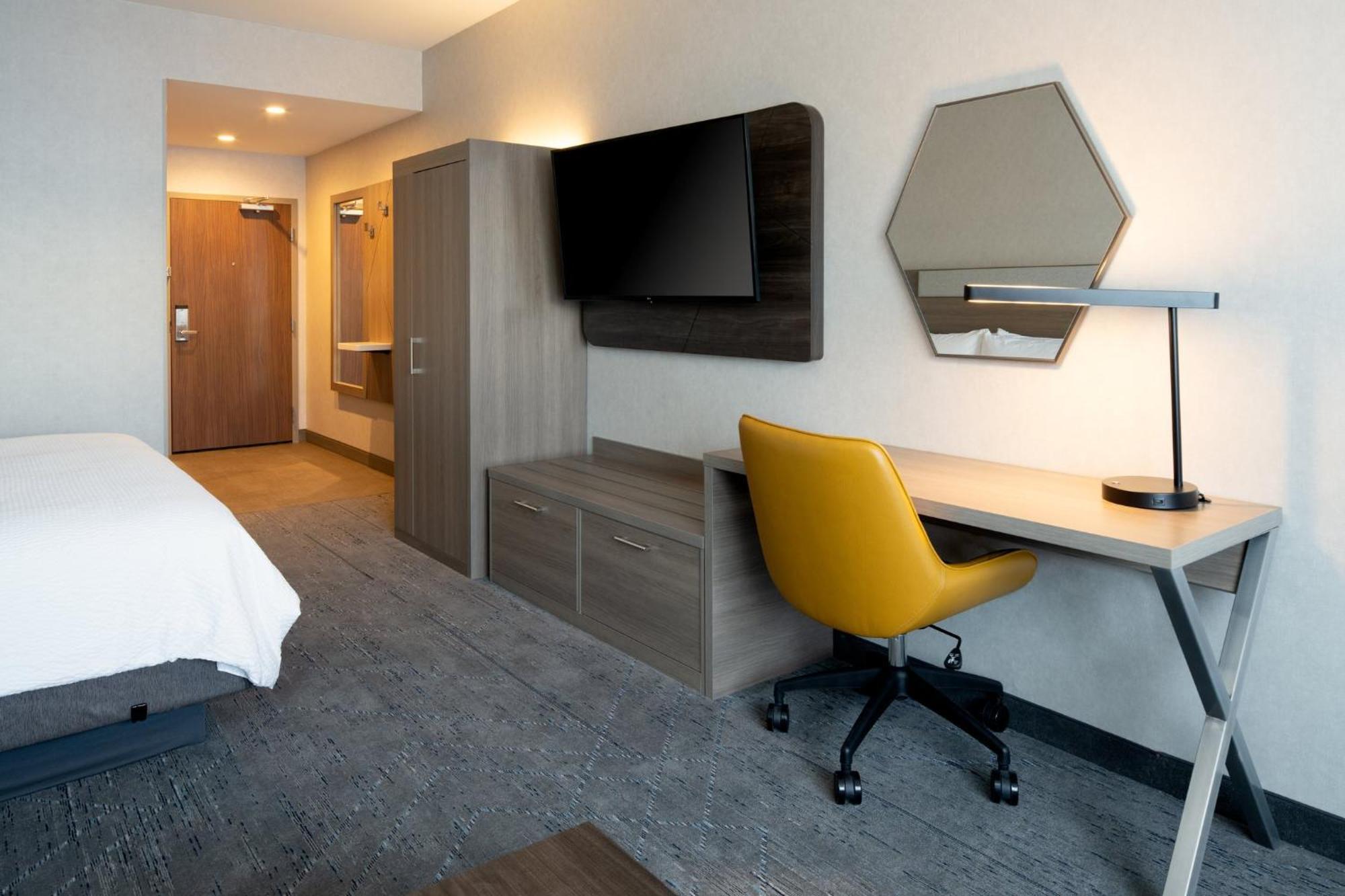 Holiday Inn Express & Suites - Hollister By Ihg 外观 照片