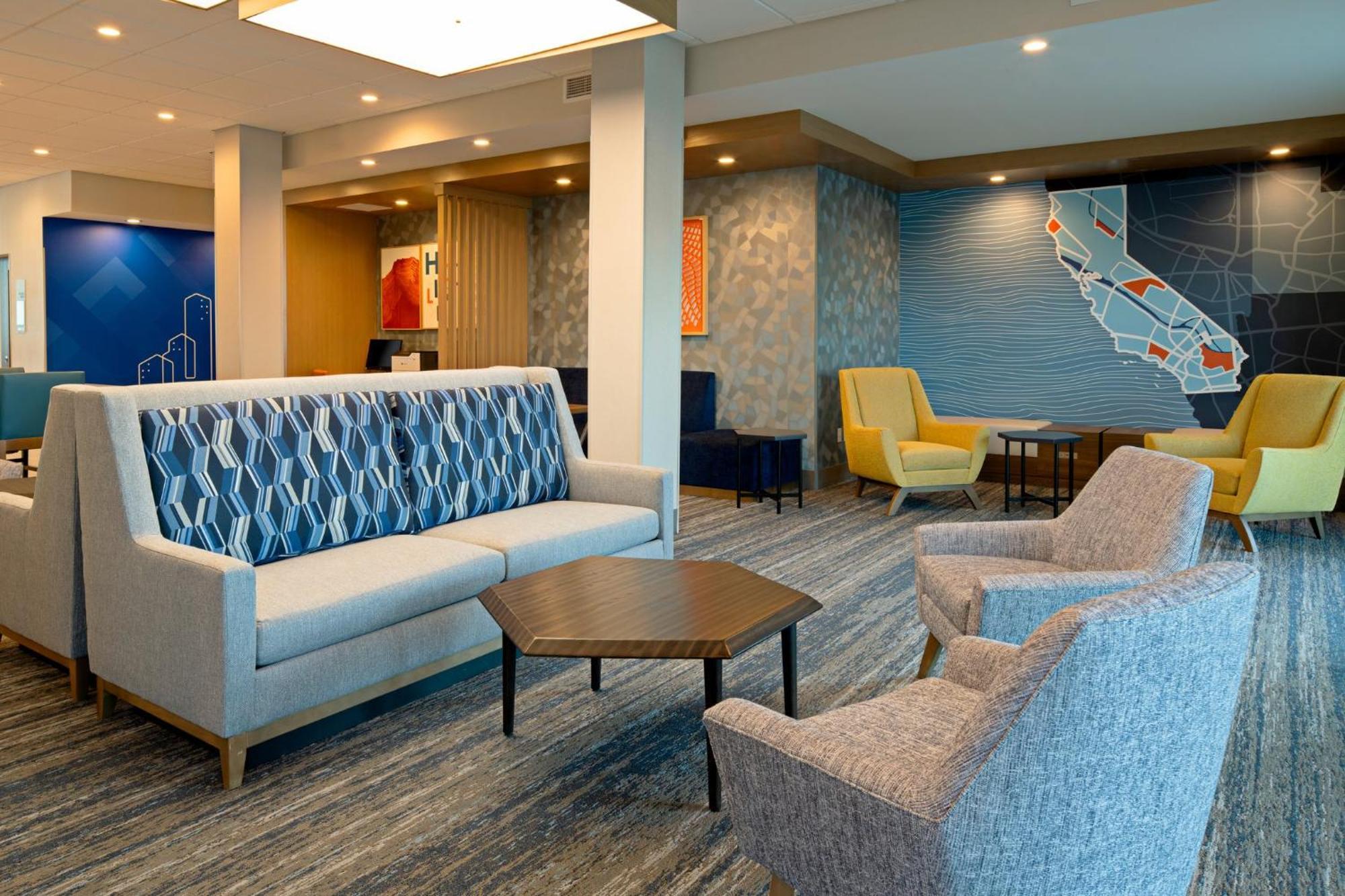 Holiday Inn Express & Suites - Hollister By Ihg 外观 照片